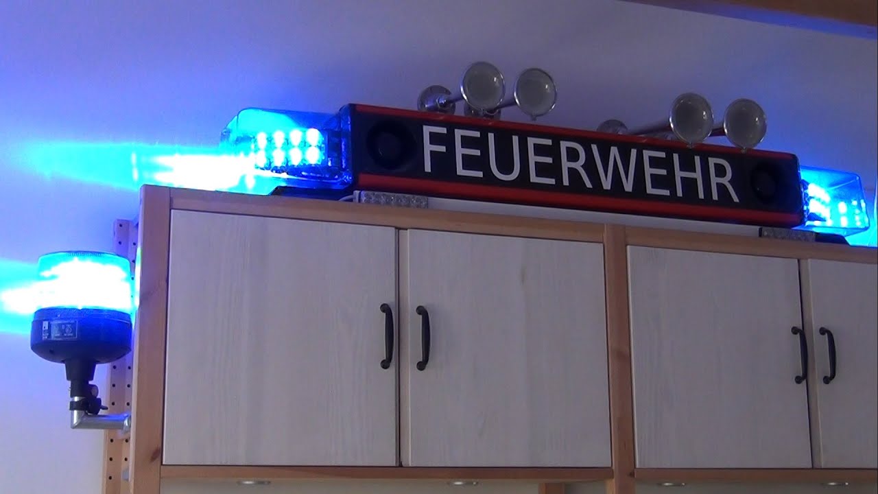 Feuerwehr Blaulichtbalken Hänsch DBS 3000 LED, Sputnik SL, Comet LED & Martinhorn 2297GM Pressluft