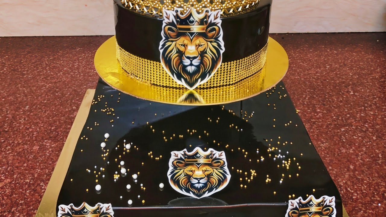 abhishek_shaiva_7 is live! cakes design 💖