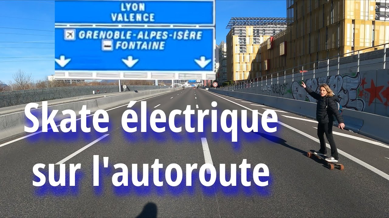 En skate électrique ELWING sur l'autoroute
