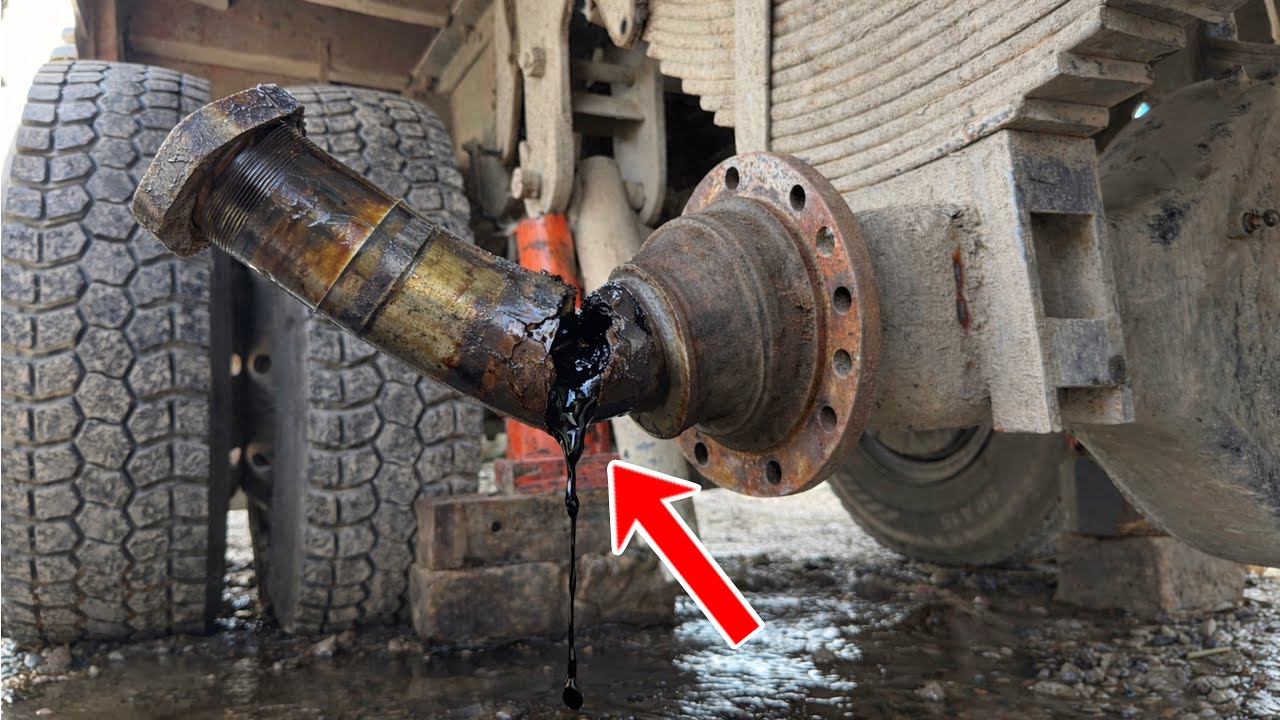 Emergency Process of Repairing a Broken Truck Rear Wheel Axle