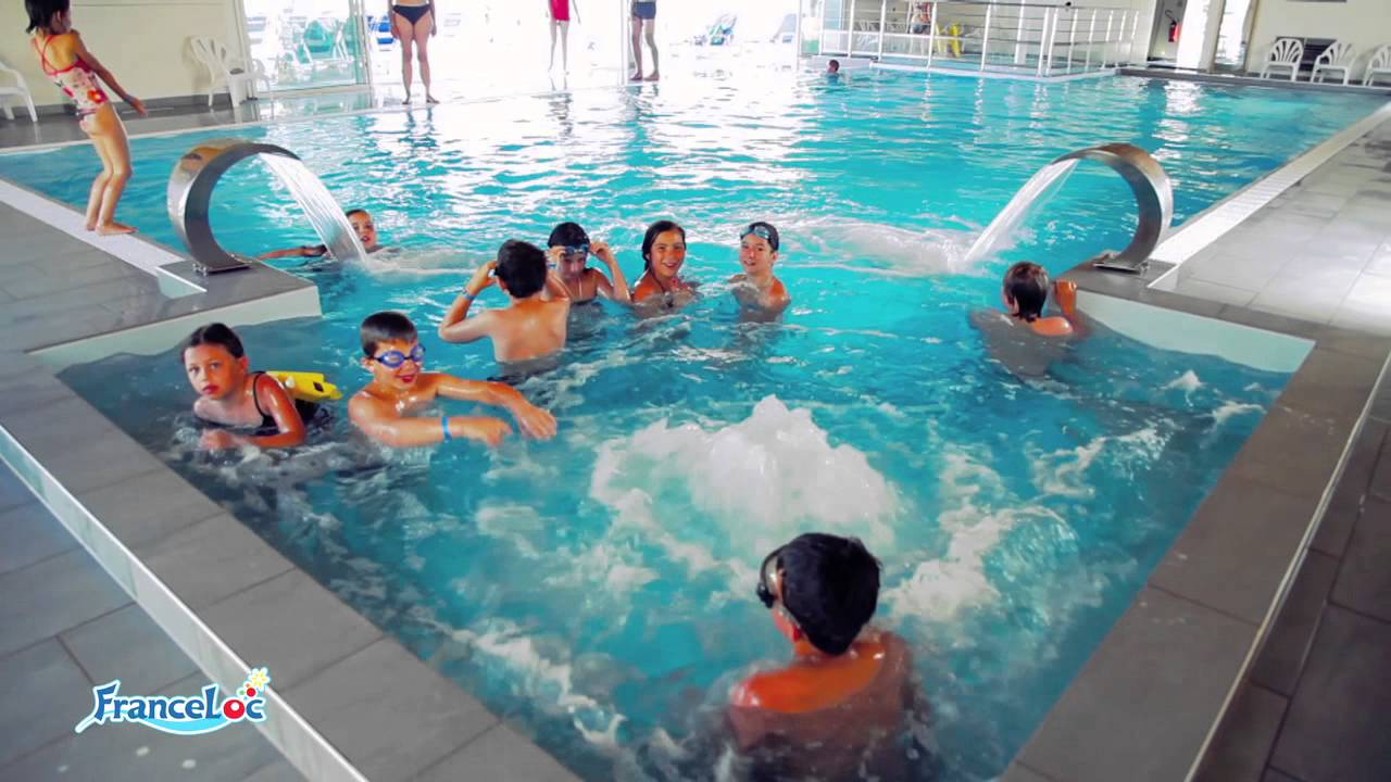 Camping Capfun 5* 'Le Domaine des Forges' : camping en Vendée avec piscines, toboggans et animations