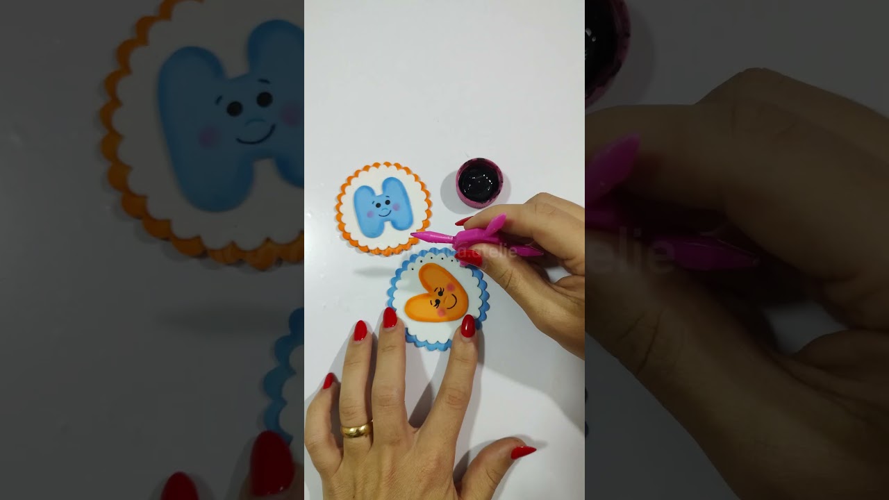 Ponteira de E.V.A Alfabeto #rainbowfriends #diycrafts #papelariafofa