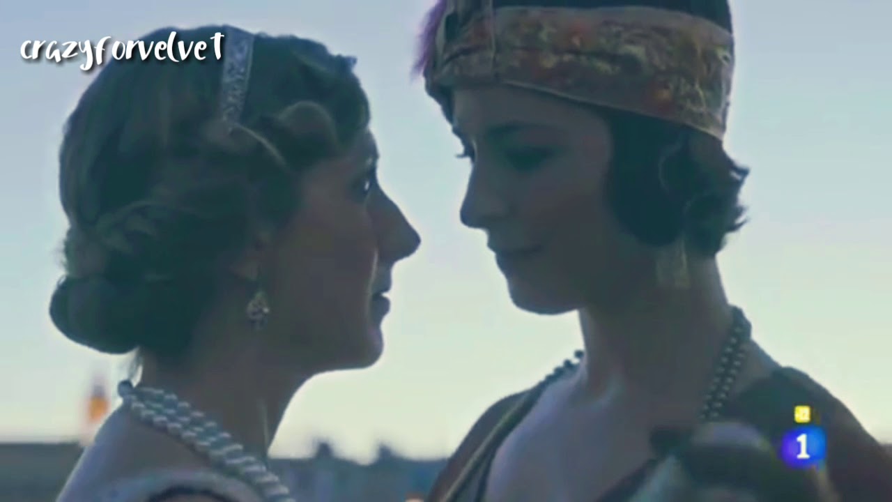 &bull;&Aacute;ngela & Paula ♡|Strangers {Cecilia Freire&bull;Pepa Gracia}