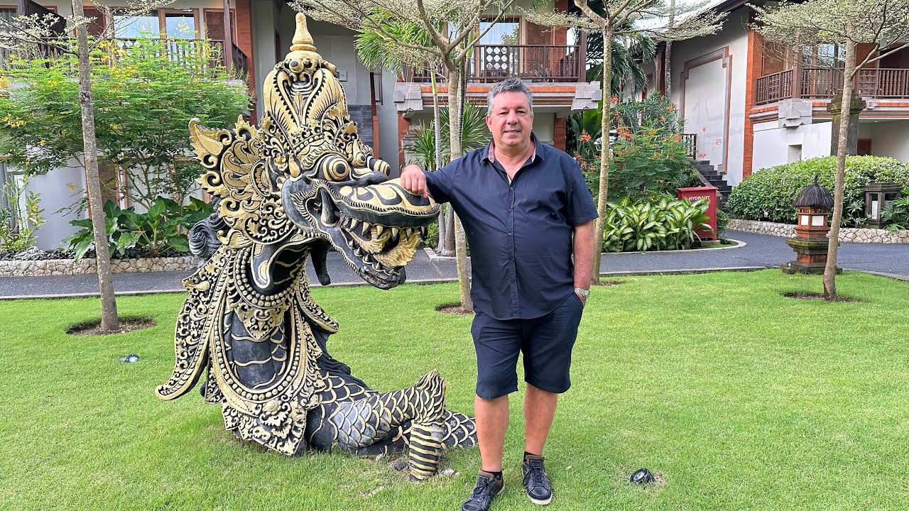 Padma Resort Legian - Deluxe Chalet room tour