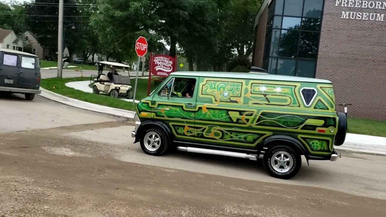 2021 Van Nationals Parade in Albert Lea Minnesota.
