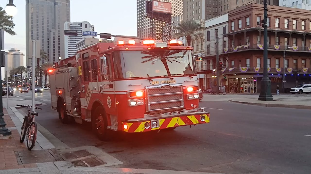 Squad 14 and Heavy Rescue 7 People Trapped In Elevator Canal Street.