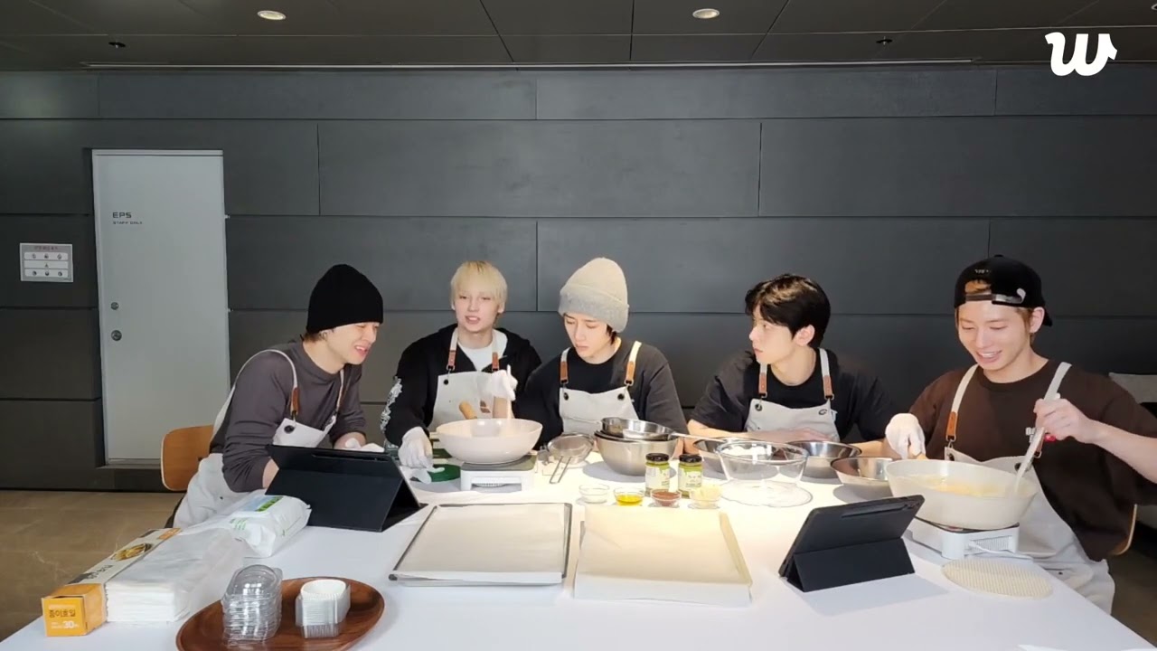 🔴[MULTI SUB] TXT WEVERSE LIVE TODAY #txt #weverselive #soobin #taehyun #beomgyu #hueningkai #yeonjun