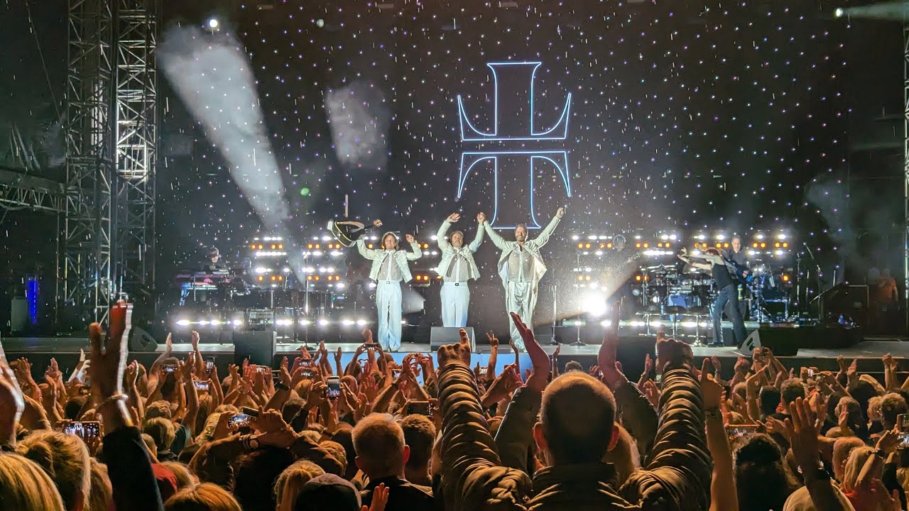 Take That - Never Forget (Live 2024 @ Clam Live / Burg Clam 4K)