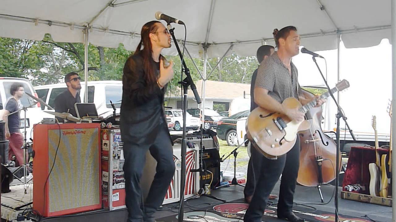 Saturday Night Fish Fry by Doug Deming & Dennis Gruenling w/The Jewel Tones @ Alonzo's picnic 2014