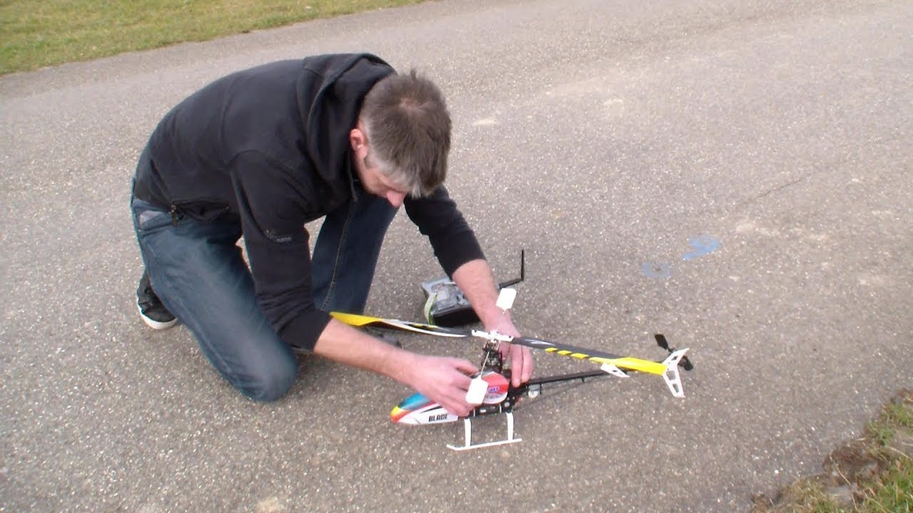 RCHELIJET BLADE 450 3D HELICOPTER