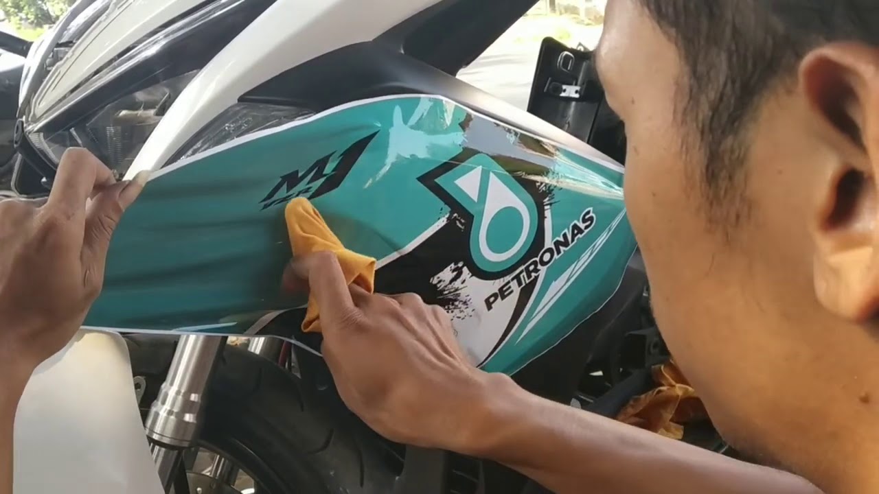 Yamaha AEROX full striping decal