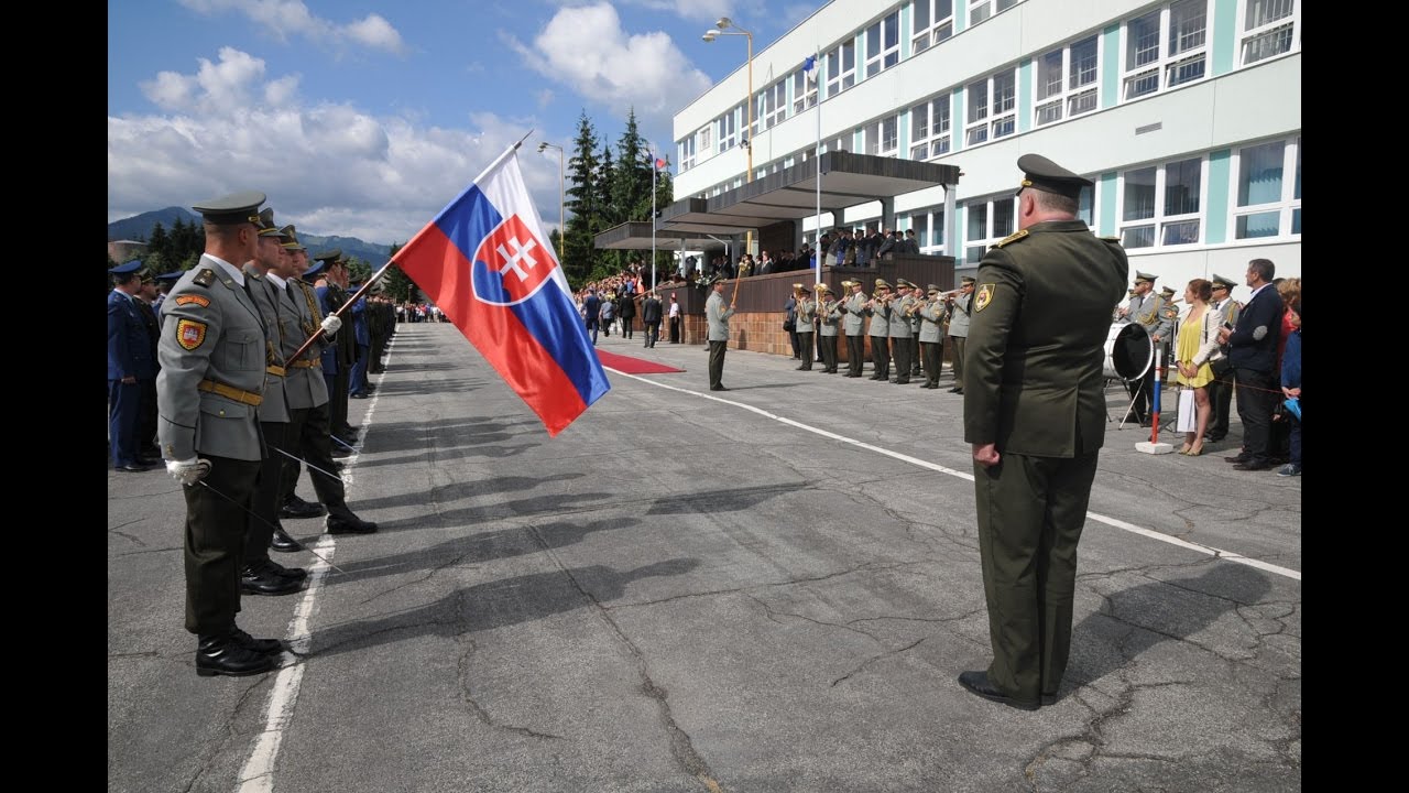 Slávnostné vyradenie kadetov Akadémie ozbrojených síl 2016