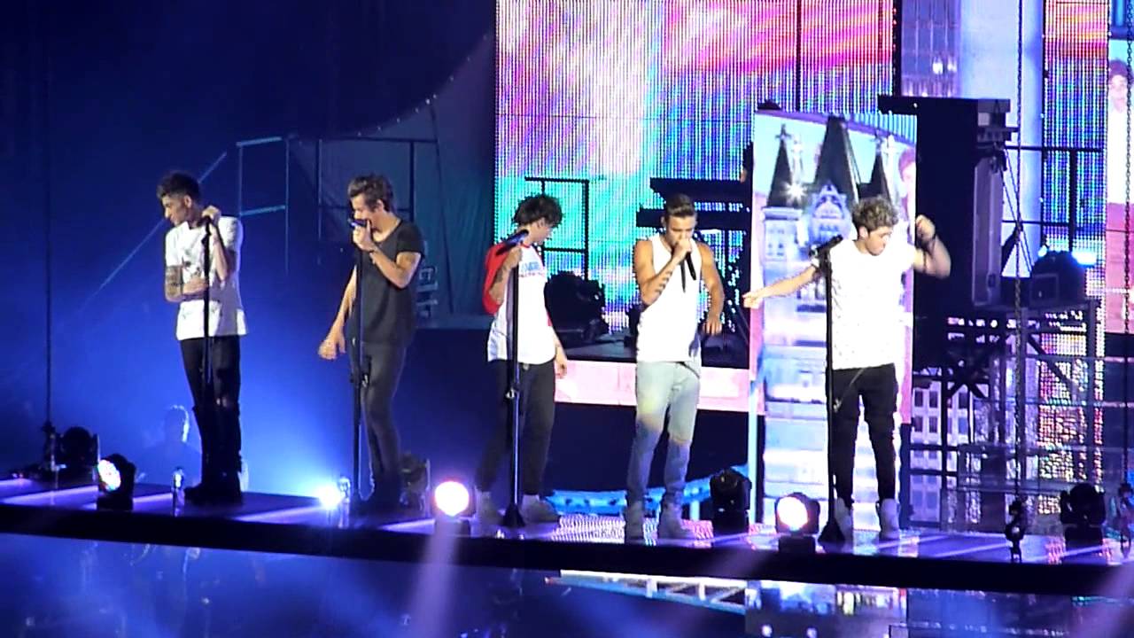 One Direction - Melbourne Oct 3 2013 - Change My Mind