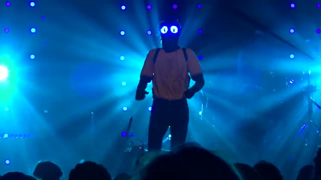 Car Seat Headrest - Can't Cool Me Down - Live at Majestic Theater in Detroit, MI on 3-20-22