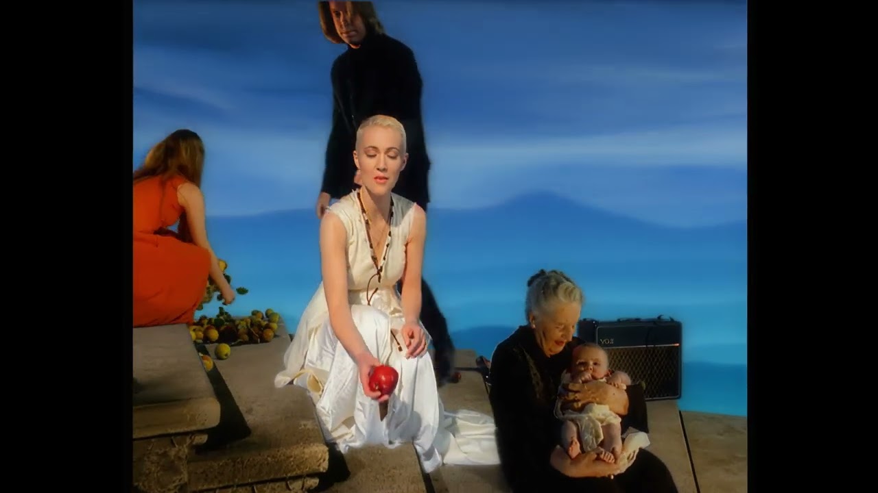 Roxette - Crash! Boom! Bang!  (Official Music Video Re-Mastered)