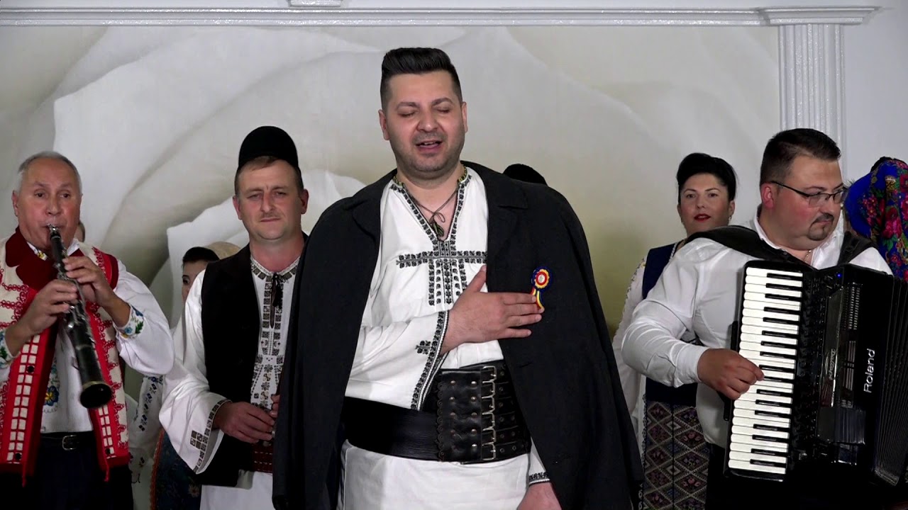 Mircea Cartisorean -  La Sibiu si-n Boisoara