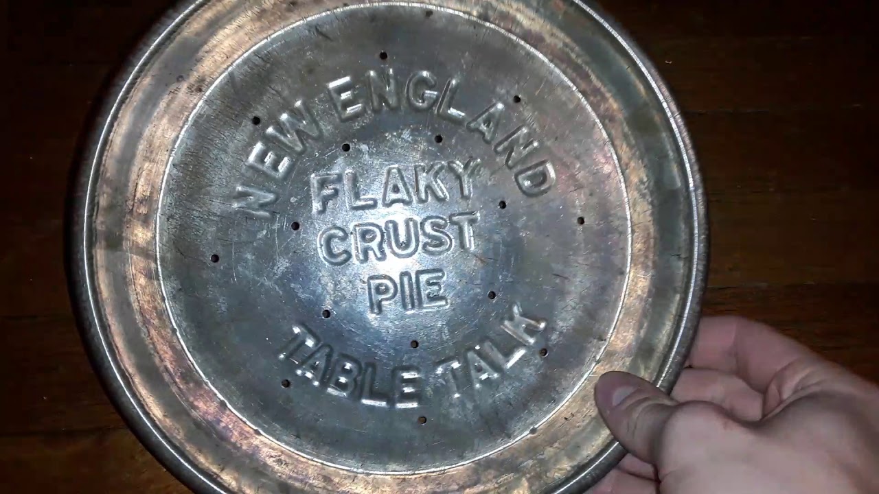 Vintage New England Table Talk Pie Tin