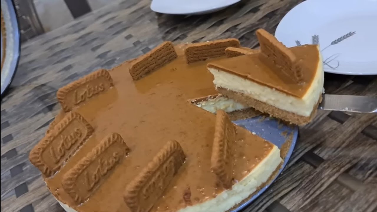 لما كون حابة أدلل عائلتي، (السفرجلية) الحلبية،تشيز كيك اللوتس و الطعم🤩