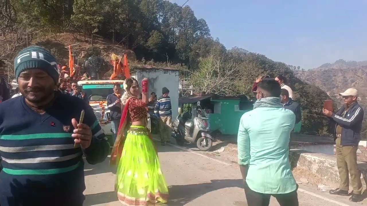 ढाबखाल की रामलीला में इस बहन ने अपना बहुत सहयोग दिया 