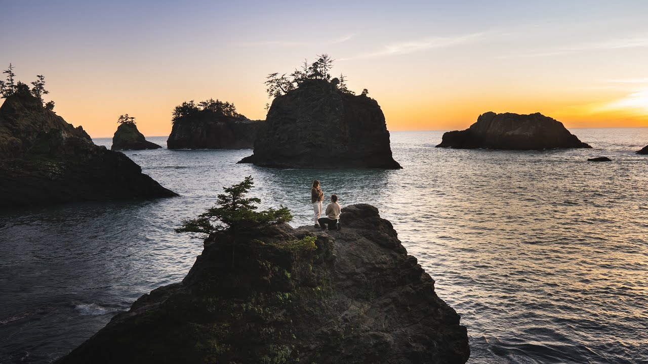Vlog #21 | We got engaged on the Oregon coast