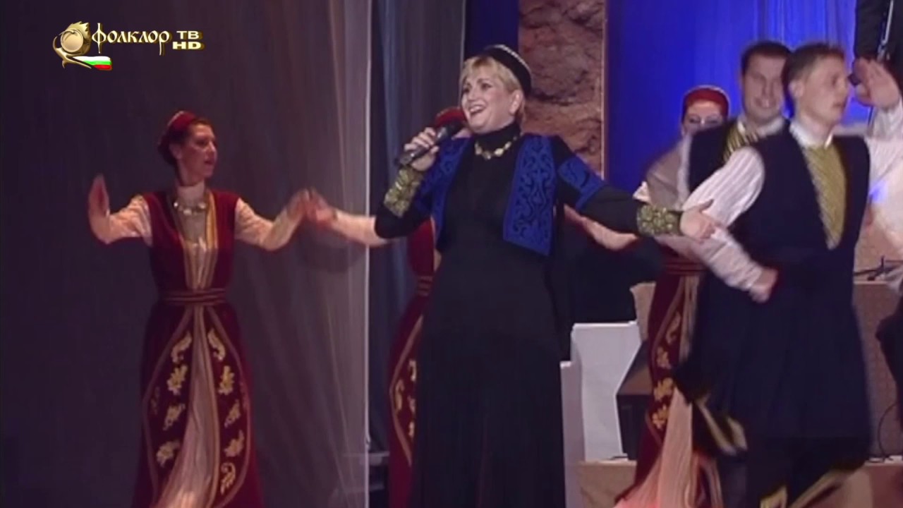 Николина Чакърдъкова  и Боби Шапков – Ленче бре, душо