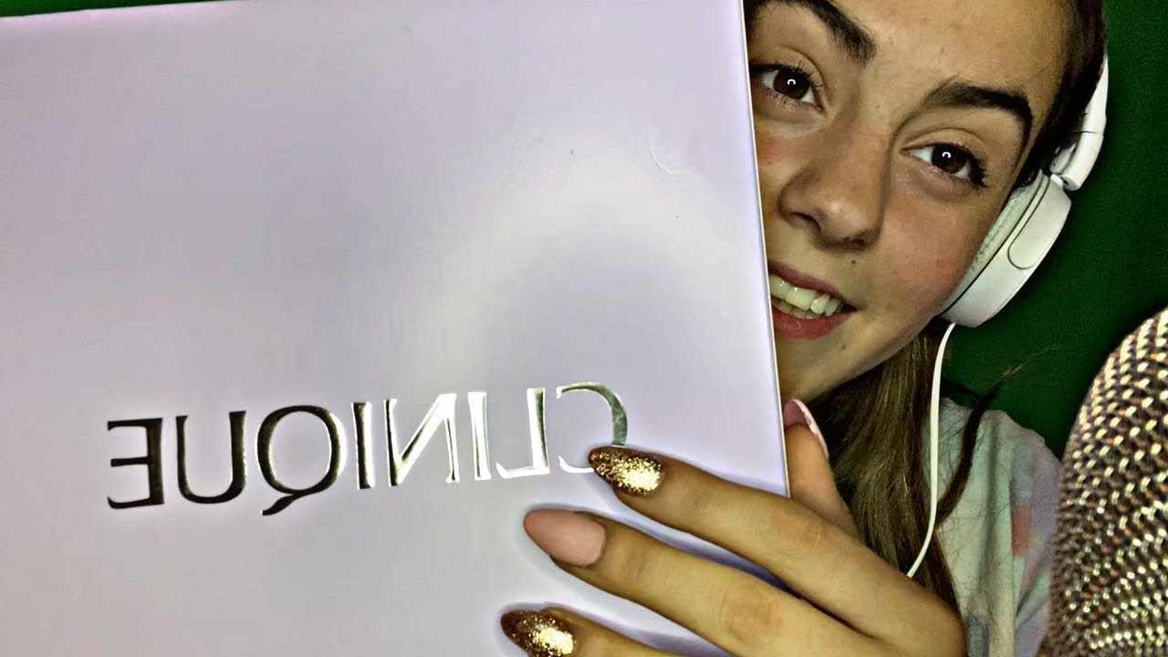 asmr unboxing caja de Clinique