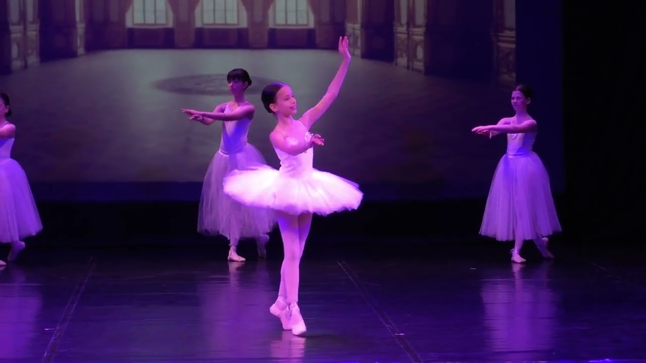 Спяща Красавица (Petrova Dance Company) Sleeping Beauty Prologue