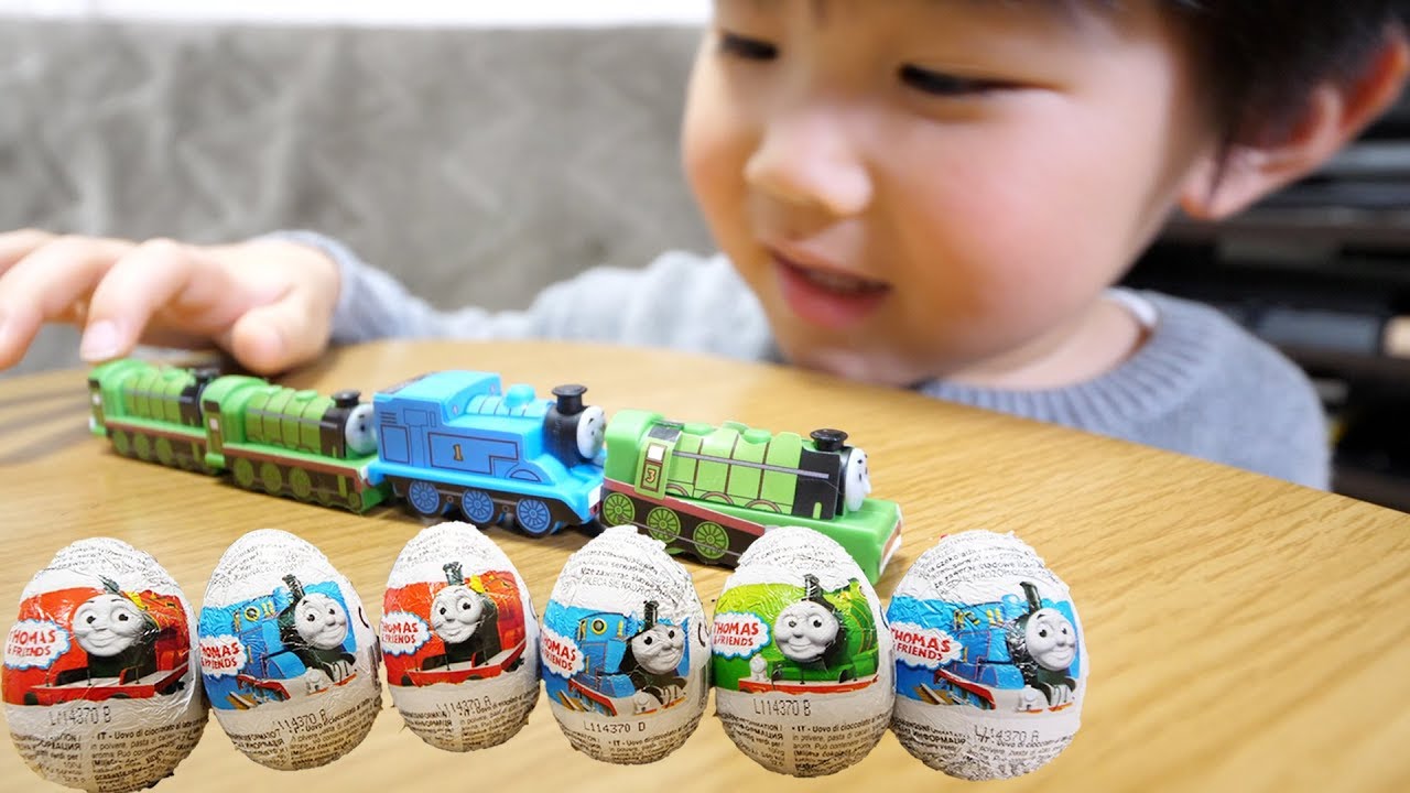 きかんしゃトーマス＆ムーミンチョコエッグをあけてみた