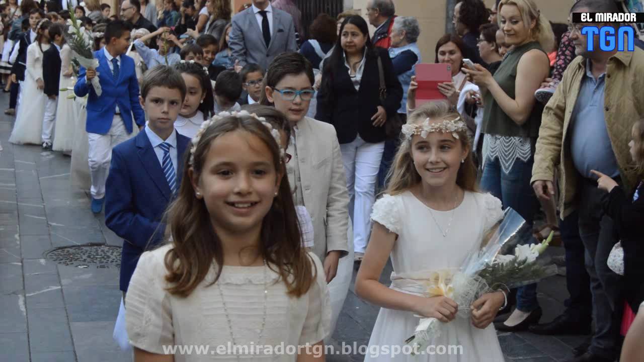 Corpus 2016 Tarragona: Ou com balla, processó, gegants i coca cireres