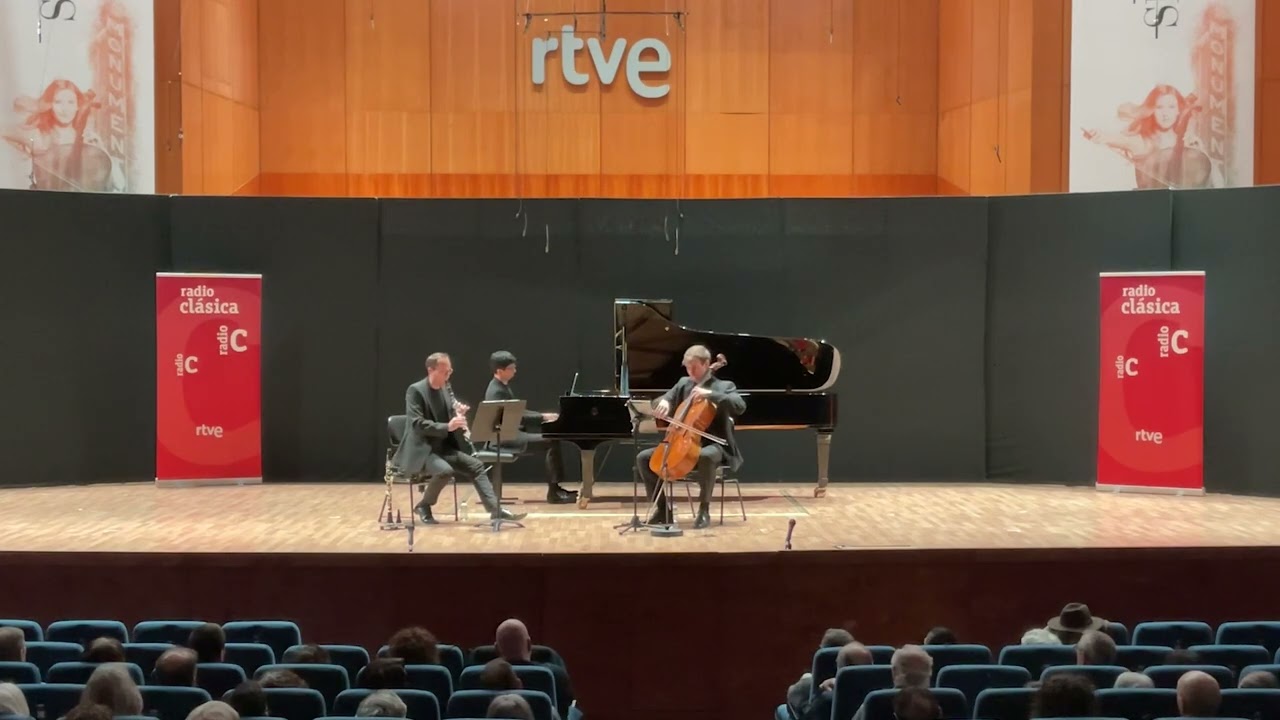 Bruch - 8 pieces for clarinet, cello & piano Op. 83