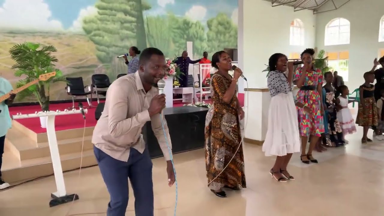 HAKUNA KAMA WEWE BWANA UNAWEZA