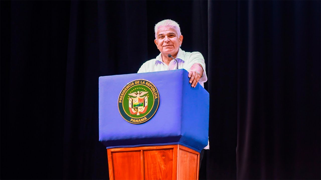 Discurso presidencial en la provincia de Colón