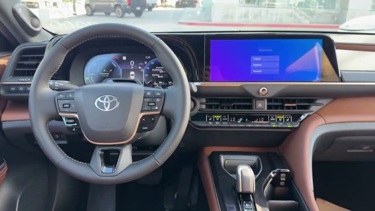2026 Toyota Crown Signia Limited Long Beach, Torrance, Compton, Anaheim, Los Angeles CA