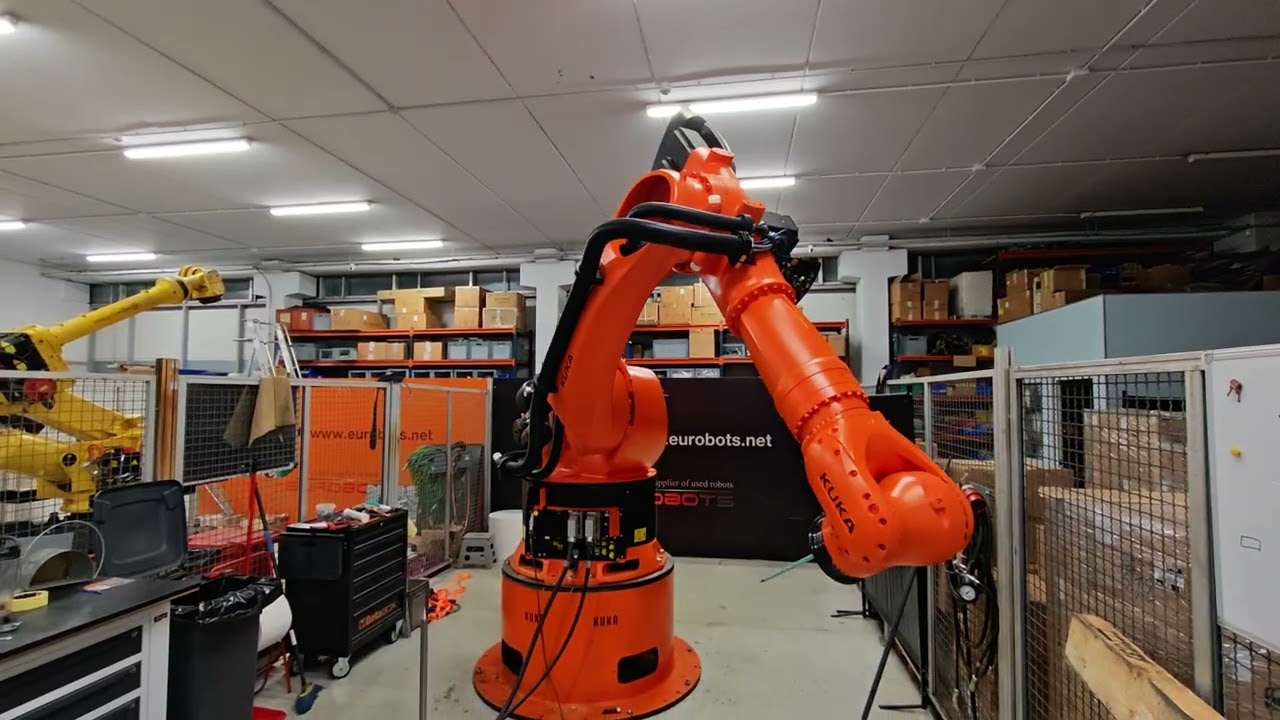 KUKA KR420 R3330 KRC4 in EUROBOTS