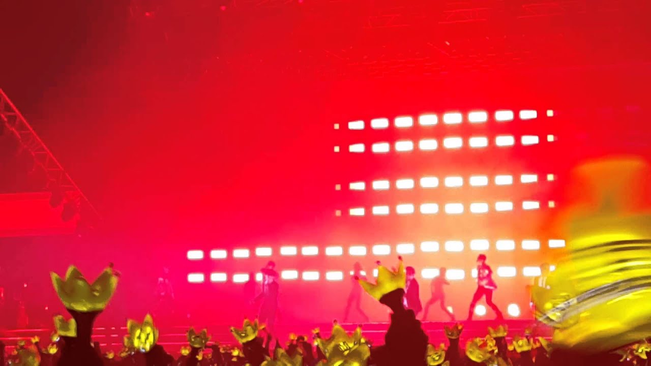 150425 BIGBANG -  Fantastic Baby (Intro)