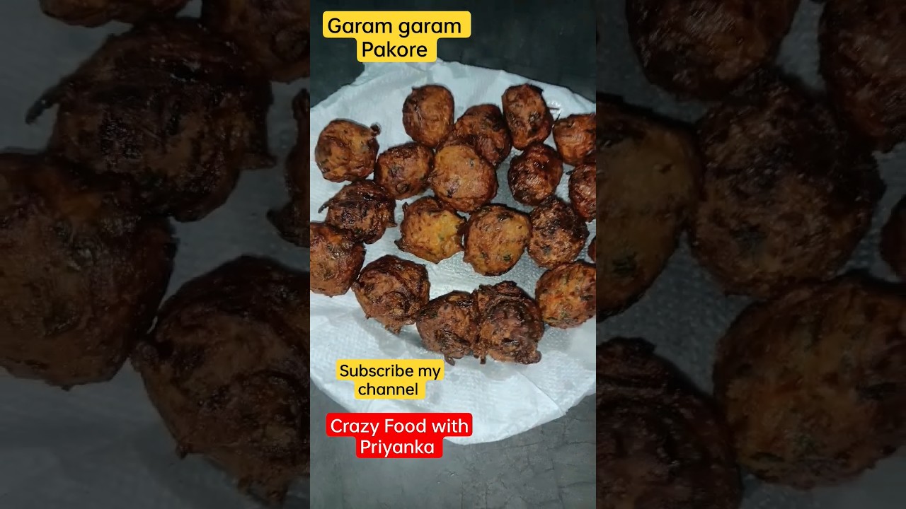 GARAM GARAM PAKORE  #monsoonspecial #vegetablepakora #ytshorts #foodreels #foodshorts