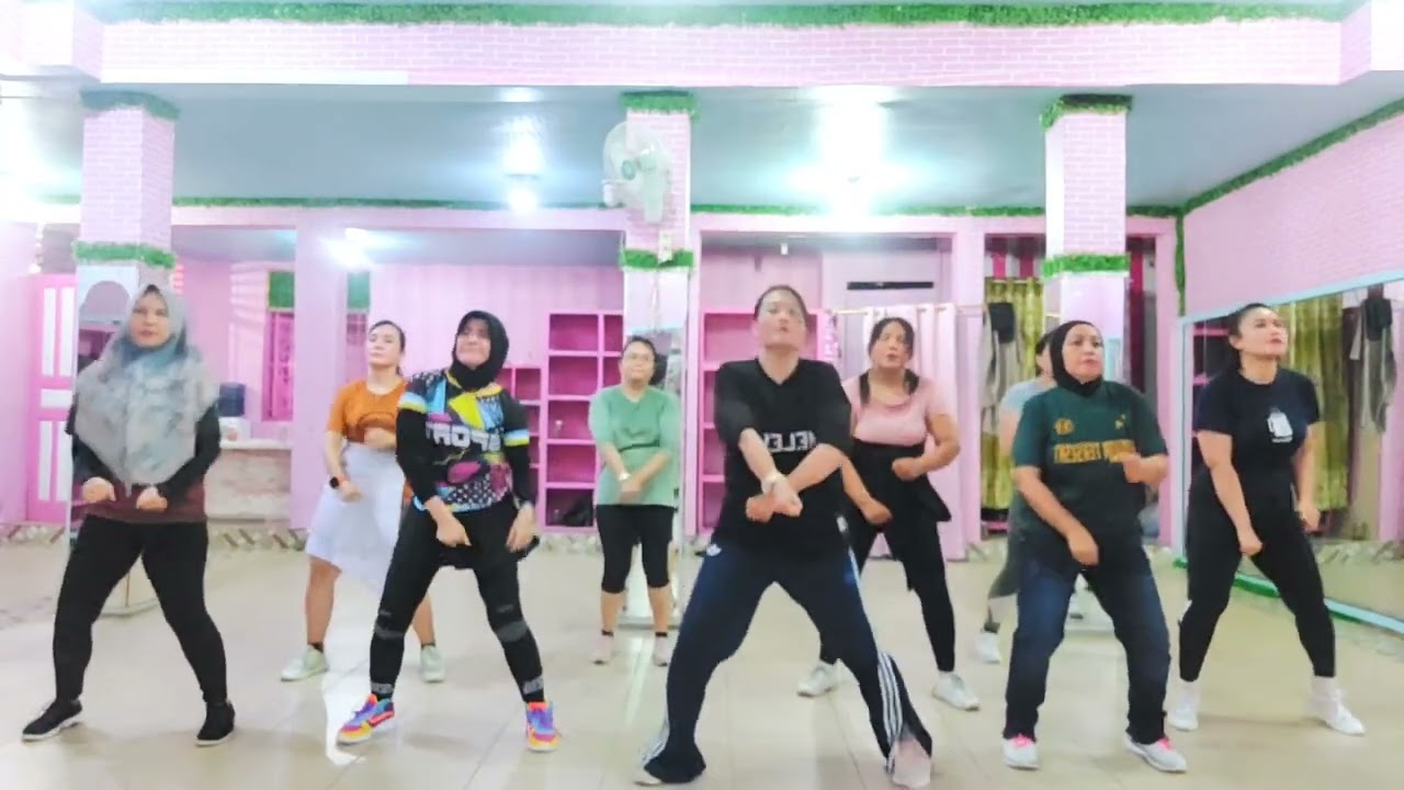 Cukup 1 menit remix // senam kreasi