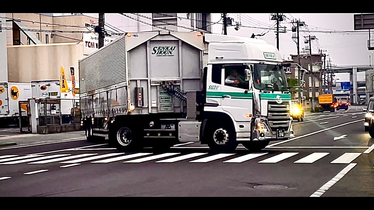 【トレーラー】トレーラー右バック✨そこぉ～🥰一番おいしいとこ🍦ヘッドとシャーシがぼっきり折れてるぅぅぅ(*´з`)❤