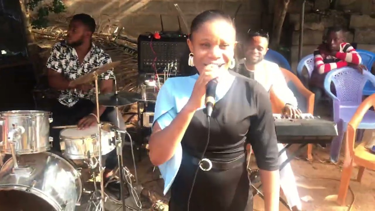 Evang promise uche on stage