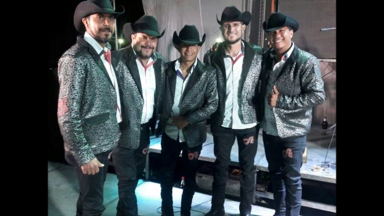 Las Isabeles/El Chicle Se Me Pego/El Caracol Norteños Boys Los Apasionados De Chuy Acosta