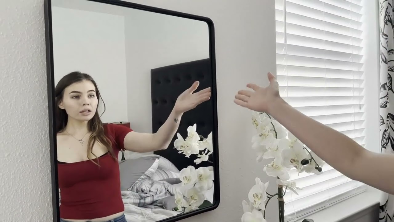 Review of this Black Bathroom Mirror!