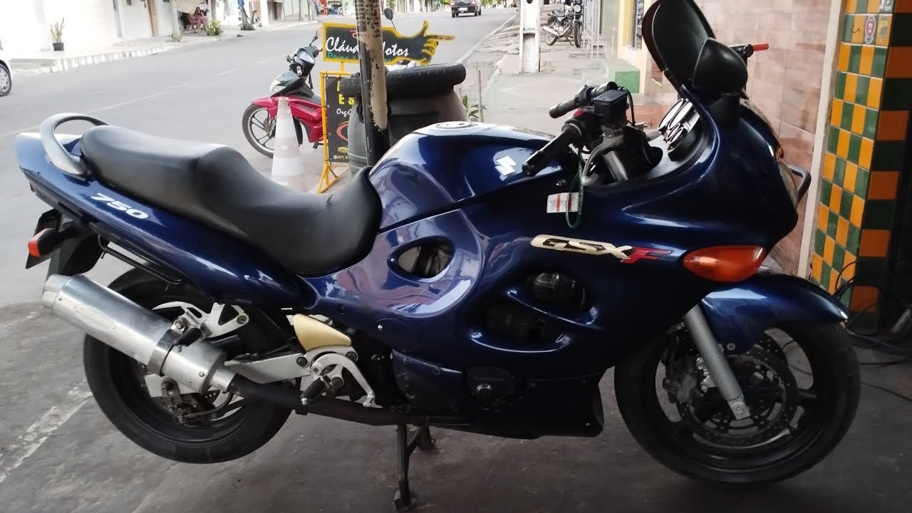 Suzuki GSXF 750cc 2005 falhando, quadra, não dá equalização, limpeza e equalização neste vídeo