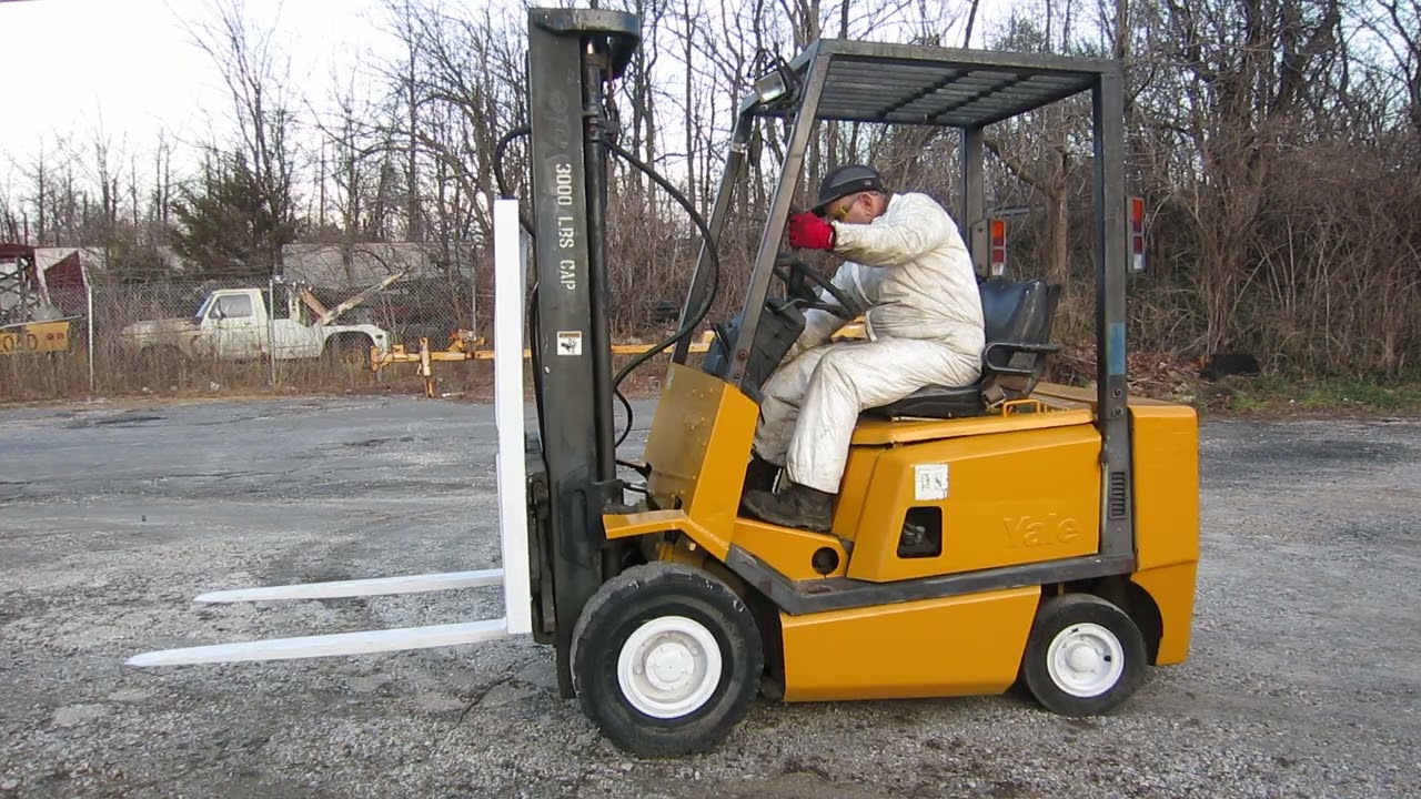 4,000# Diesel Forklift, 3 Stage, Side-Shift Low Low 3,700 Hrs!! Good & Cheap! Baltimore, MD HYEQ.com