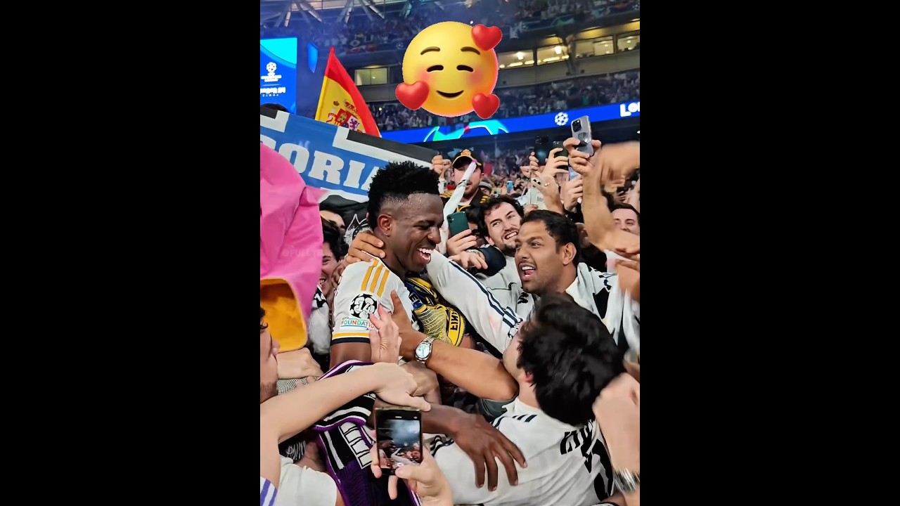 When Players Celebrate With Fans 🥰