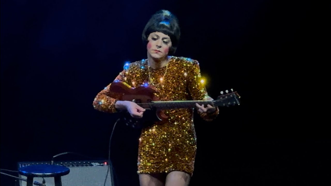 Cindy Lee - Dreams of You, Lamb of God & Wild One (Toronto 2025)