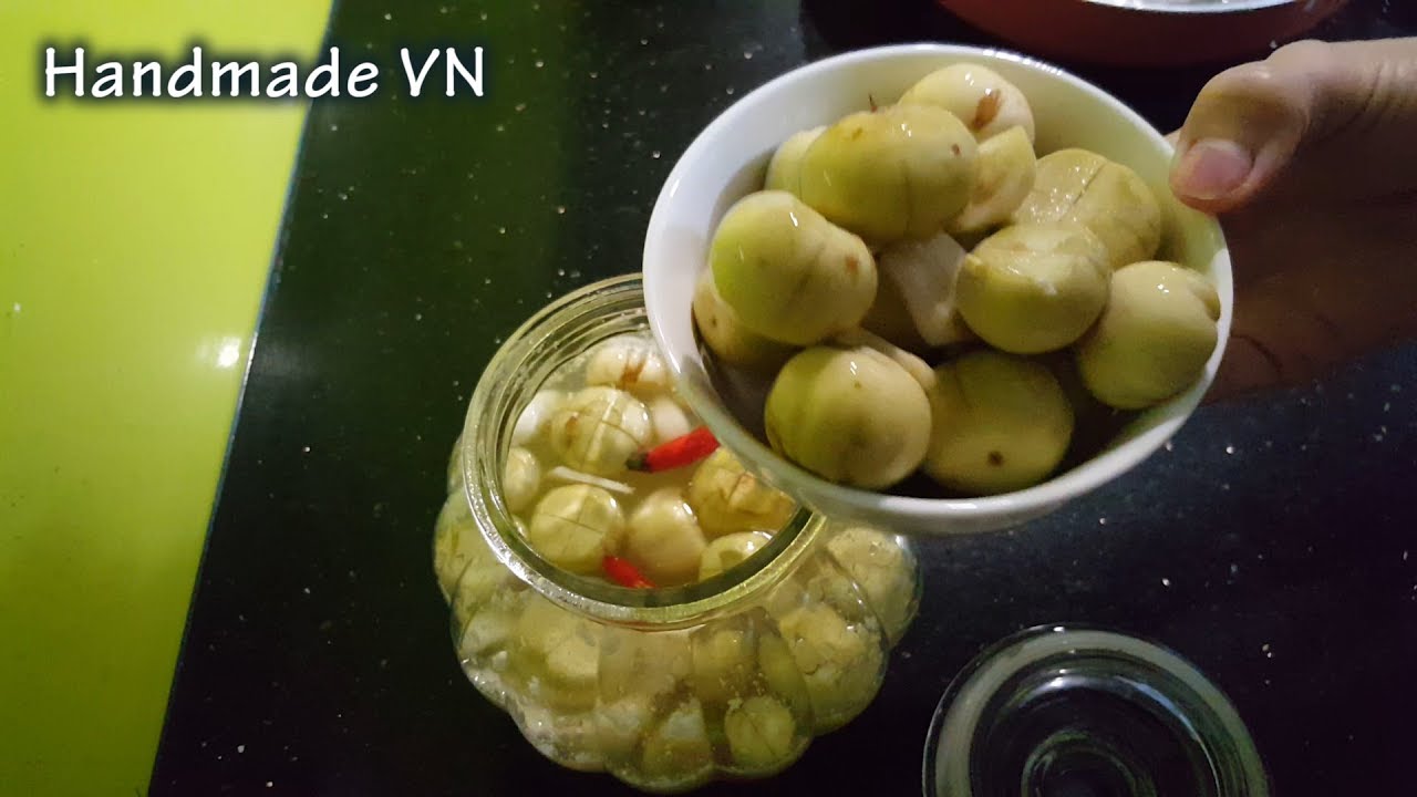 Cách làm cà pháo muối truyền thống không váng, không ũng nước ăn giòn ngon