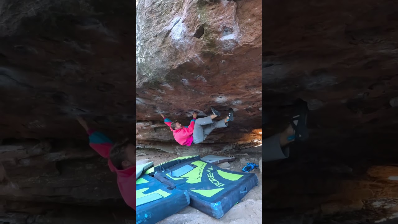 Eclipse - 7B (Albarrac&iacute;n Bouldering) #climbing #bouldering #albarracin #arrampicata