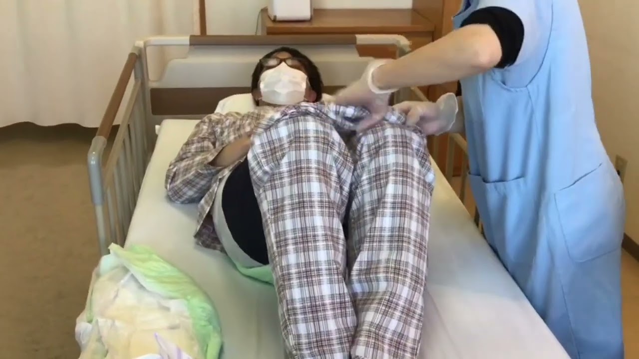 オムツ交換