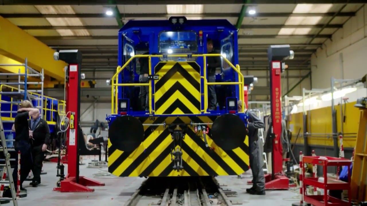 Clayton Locomotives zero emission hybrid CBD80 locomotive for Sellafield. Train Truckers series2/ep2