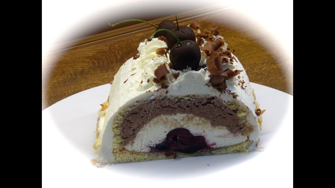 Schwarzwälder-Kirschwasser Sahneschnitte
